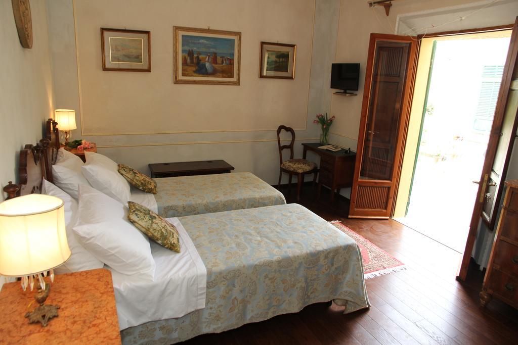 Residenza Dei Ricci Bed and Breakfast Chiusi Habitación foto